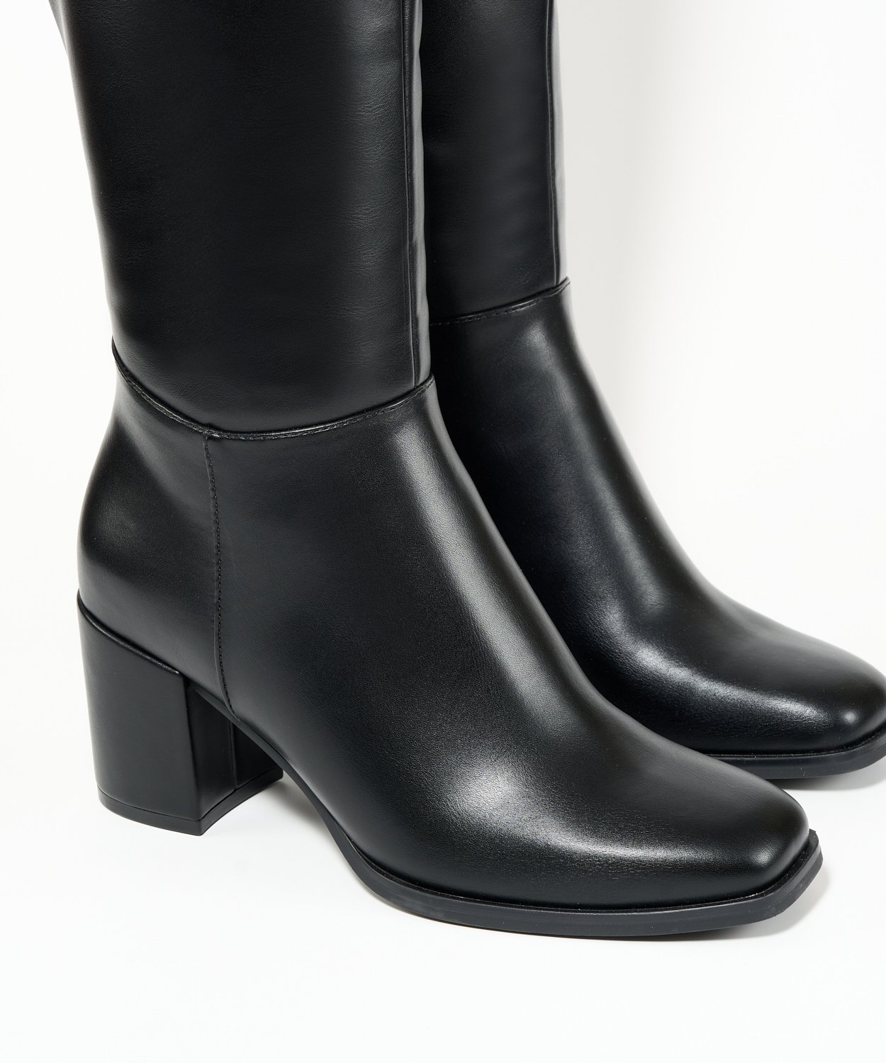 Botas altas tacón punta cuadrada image number null